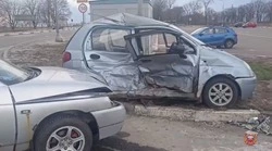 Машина всмятку: двое пенсионеров пострадали в ДТП в Прохоровском округе