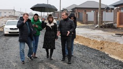 Приступивший к работе в Старом Осколе Владимир Жданов посетил проблемный микрорайон Вишенки