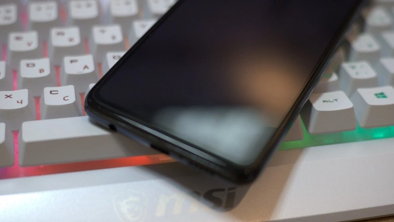 Избавиться от абьюза и поплакать: Какие услуги предлагают белгородцам на портале объявлений