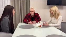 Екатерина Мизулина и Шаман встретились с семьёй погибшего на СВО бойца в Белгороде