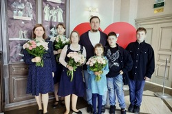 165 жительниц Белгородской области получили почётный знак «Материнская слава» 