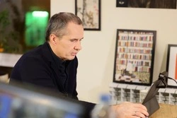 «Ёлка на Соборной будет, каток — нет»: Гладков рассказал о подготовке Белгорода к Новому году