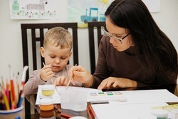 Арт-терапию для родителей и малышей ко Дню матери организуют в Белгороде