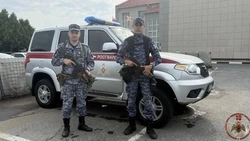 Росгвардейцы помогли пострадавшей при ночной атаке БПЛА белгородке 