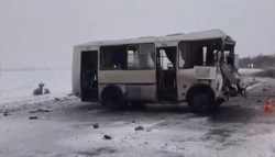 Трое человек пострадали в ДТП с участием автобуса и грузовика в Чернянском районе