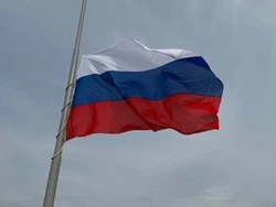 Российский триколор подняли на Меловой горе в Белгороде в День России