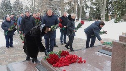 «О таких людях должны помнить вечно»: белгородские власти почтили память Василия Горина