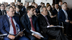 Евгений Савченко предложил снизить госпошлину при оформлении участка для ИЖС в 11 раз