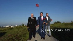 Алое Знамя Победы поднялось на Меловой горе в честь 82-й годовщины освобождения Белгорода