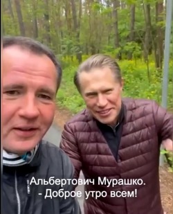 Вячеслав Гладков прокатился на велосипедах с главой минздрава РФ в Сосновке 
