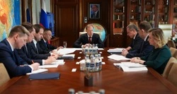 Денис Мантуров и губернатор Гладков обсудили восстановление и развитие Белгородской области