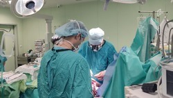 Белгородские кардиохирурги провели первую в Черноземье операцию при полной остановке кровообращения