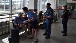 В Белгороде передали изъятую у контрабандистов икону