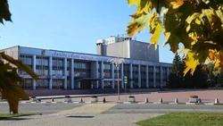 Гладков потребовал закончить «кувыркания» с капремонтом ДК «Комсомолец» в Старом Осколе