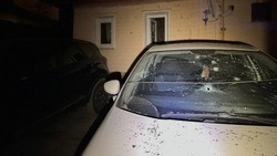 Легковой автомобиль поврежден при детонации дрона-камикадзе ВСУ в Валуйском округе