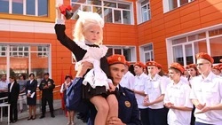 Власти не будут отменять форму в школах Белгорода из-за оперативной обстановки