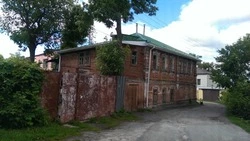 Четыре объекта культурного наследия выставлены на продажу в Старом Осколе 