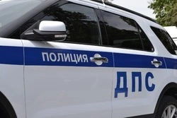 Неизвестный на машине насмерть сбил женщину в Красненском районе и скрылся 