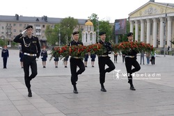 Кадеты школ Белгорода заступили на Вахту Памяти на Соборной площади