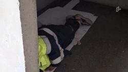 Уснувший в укрытии мужчина напугал белгородку с ребёнком во время ракетной опасности