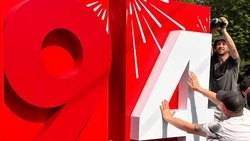 На перекрёстке Губкина и Ватутина в Белгороде устанавливают инсталляцию ко Дню Победы