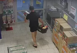 Белгородец украл из магазинов женское белье, туалетную бумагу и продукты