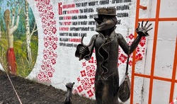 Старуха Шапокляк поселилась в парке «Берега» в Белгороде
