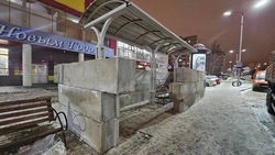 14 остановок общественного транспорта укрепили в Белгороде 